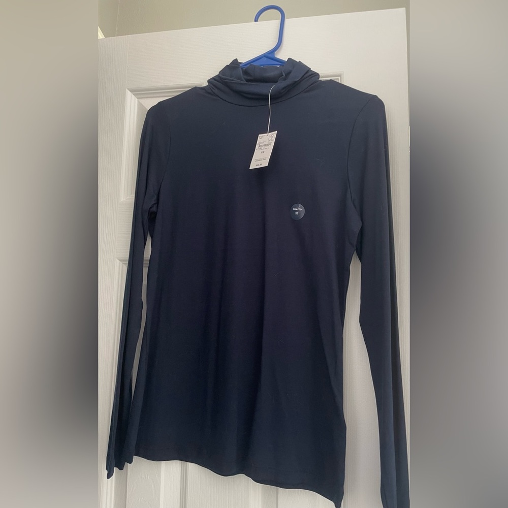 Navy blue Land’s End turtleneck